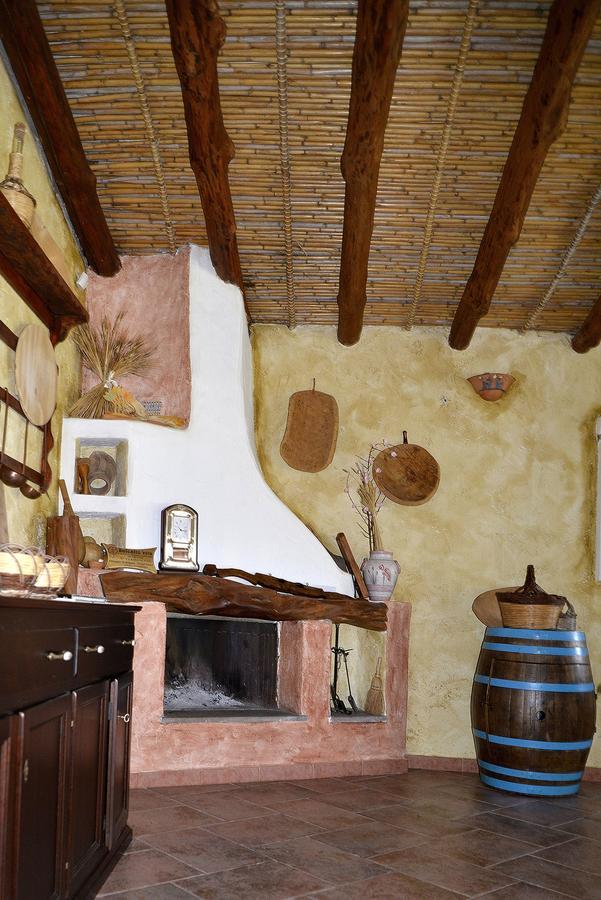 Agriturismo Rubinu Galtellì Eksteriør bilde