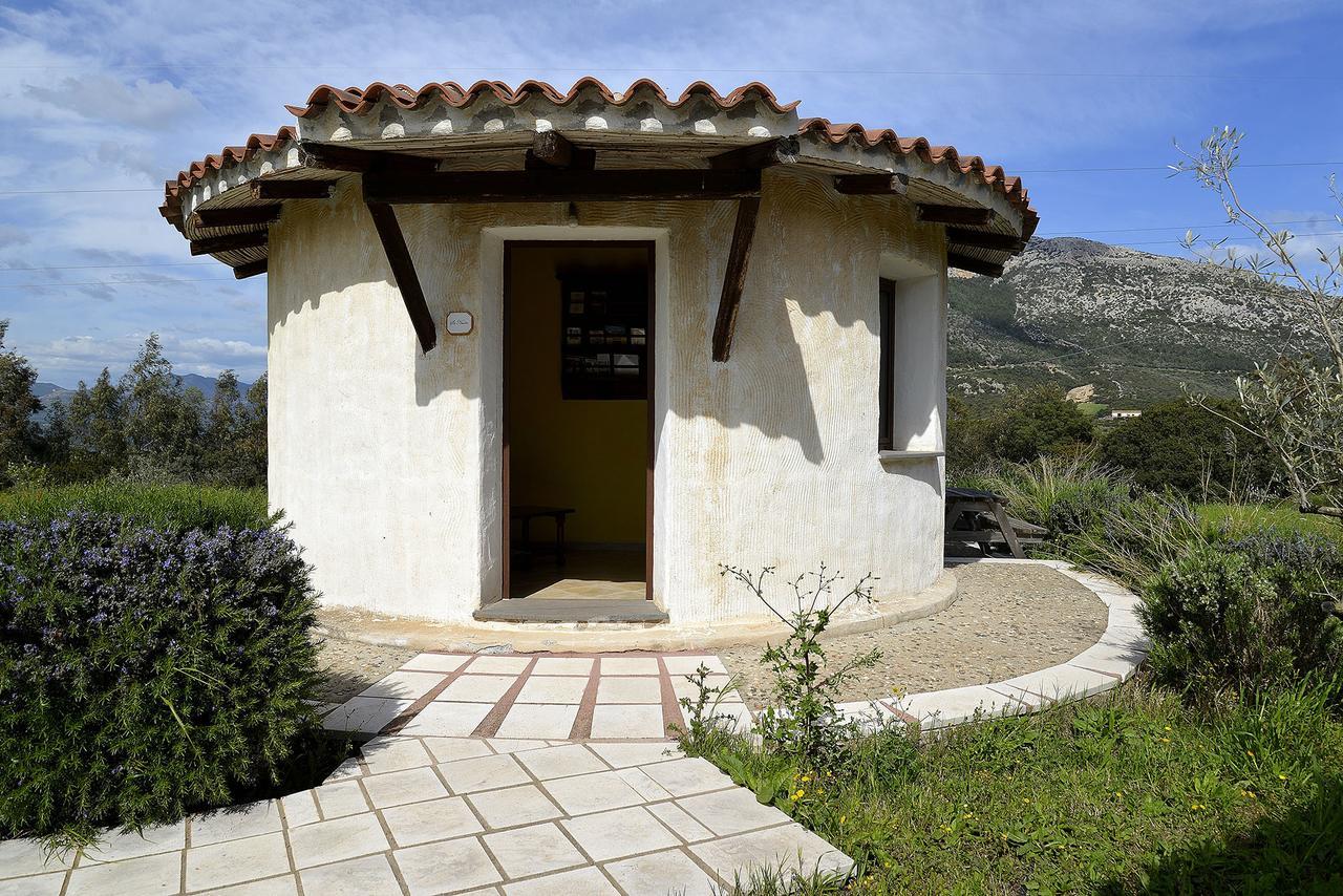 Agriturismo Rubinu Galtellì Eksteriør bilde