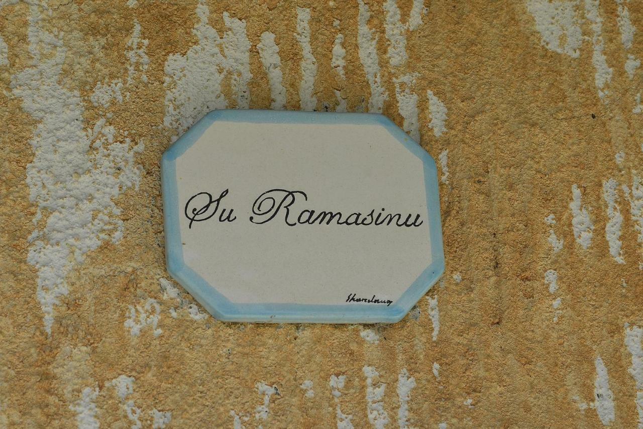 Agriturismo Rubinu Galtellì Eksteriør bilde